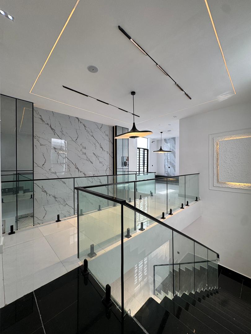 classy-4-bedroom-duplex-orchid-road-lekki-lagos-nigeria (8)