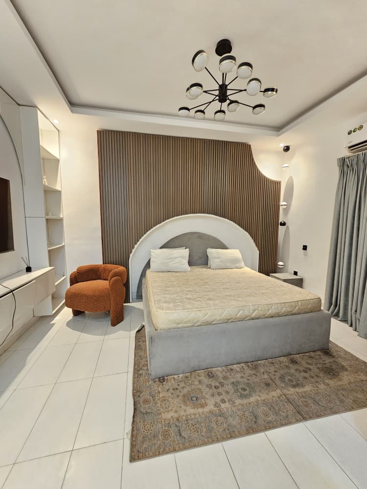 furnished-2-bedroom-apartment-for-sale-lekki-phase-1-shortlet-investment (7)