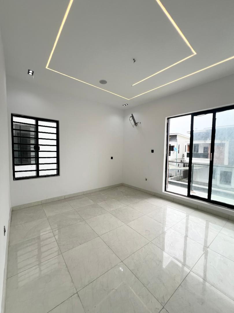 luxury-4-bedroom-duplex-with-swimming-pool-for-sale-lagos (28)