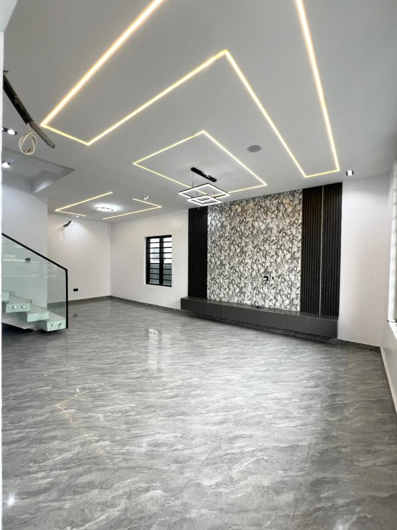 luxury-4-bedroom-duplex-with-swimming-pool-for-sale-lagos (6)