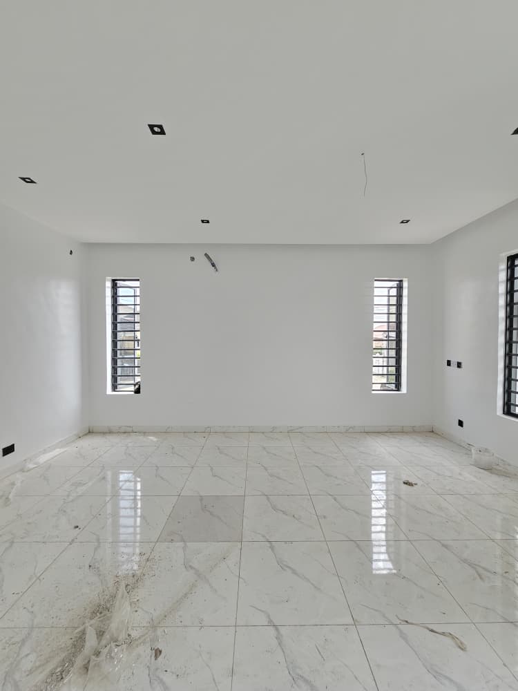 luxury-4-bedroom-maisonette-for-sale-lekki-phase-1-lagos (10)