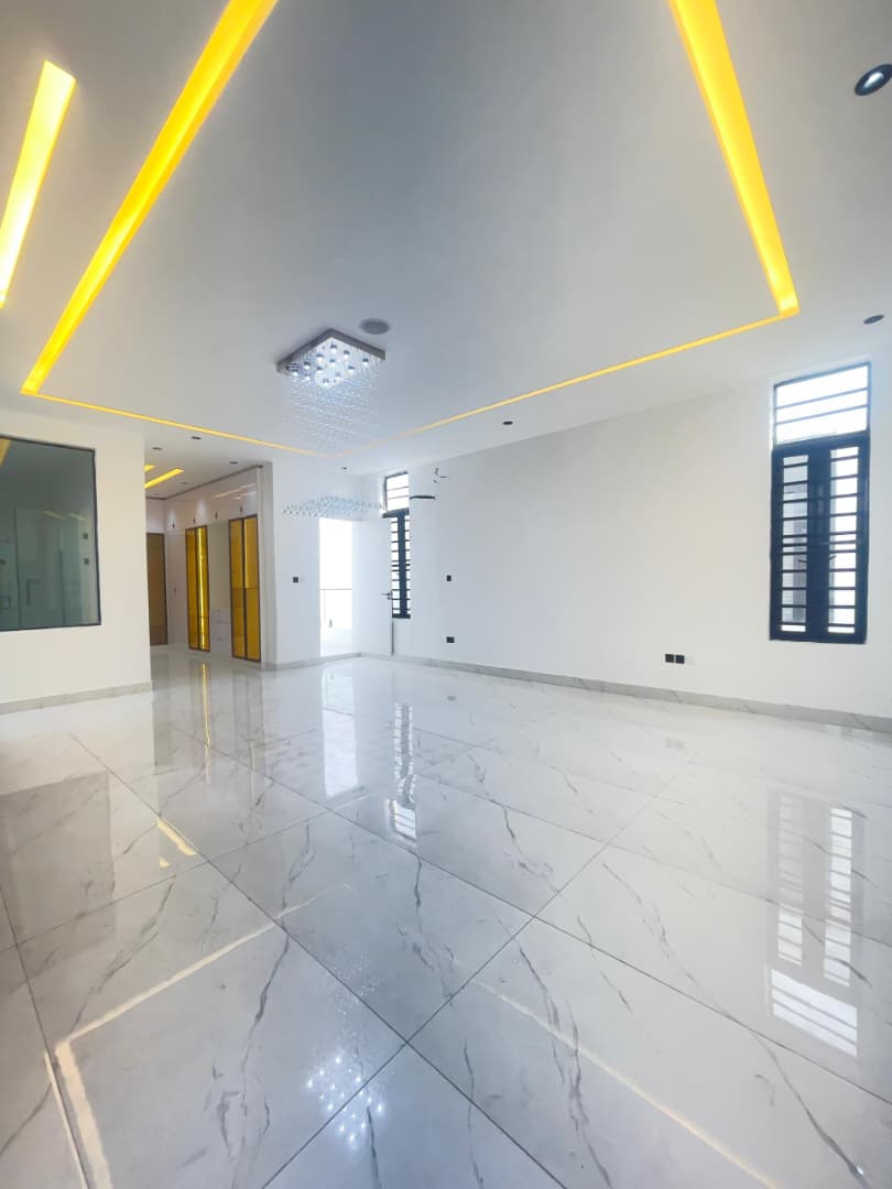 luxury-4-bedroom-maisonette-for-sale-lekki-phase-1-lagos (17)