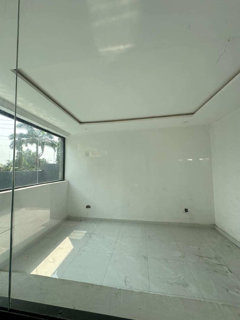 luxury-4-bedroom-maisonette-for-sale-lekki-phase-1-lagos (4)