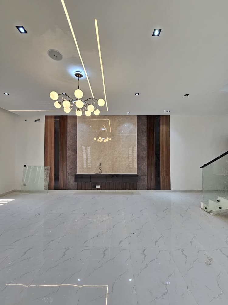 luxury-4-bedroom-maisonette-for-sale-lekki-phase-1-lagos (4)