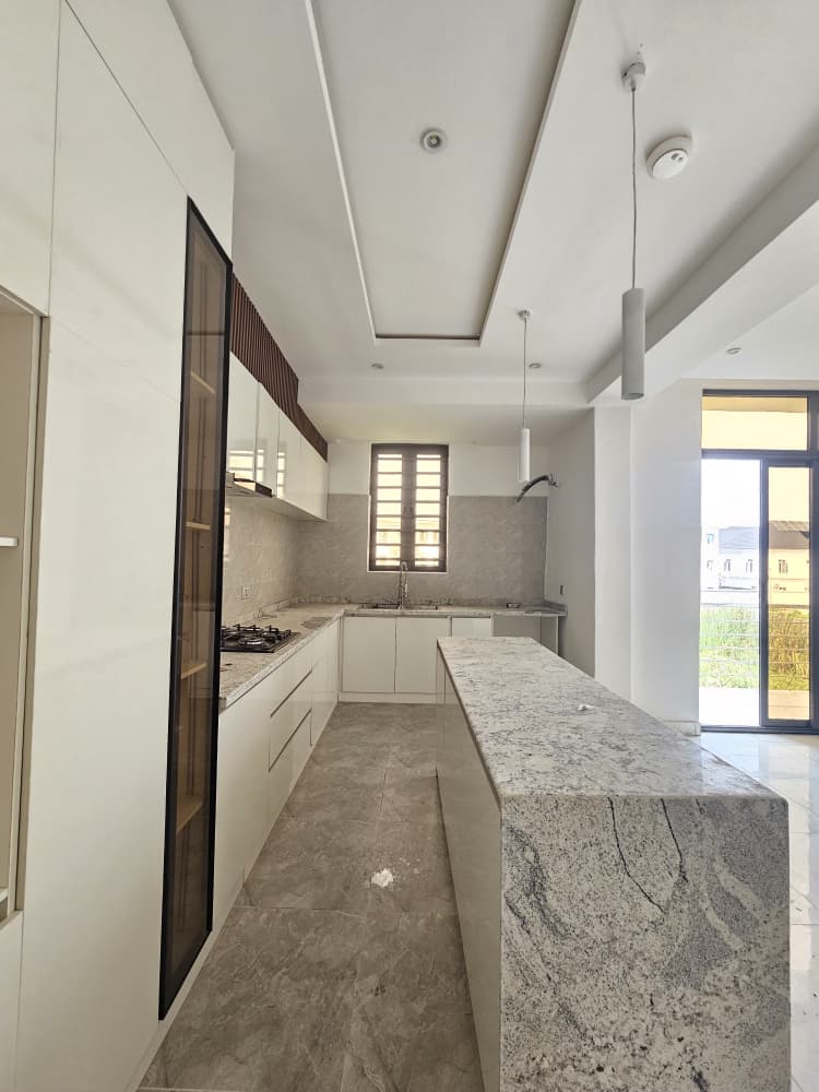 luxury-4-bedroom-semi-detached-duplex-with-swimming-pool-orchid-lekki (5)