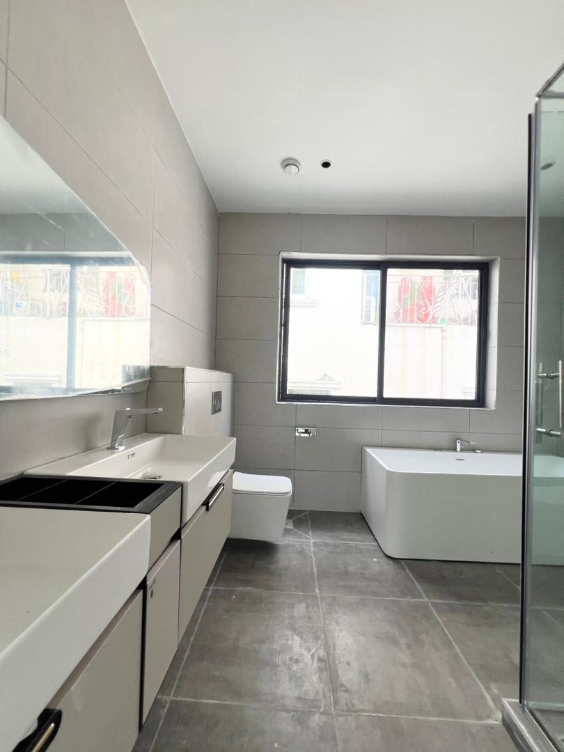 luxury-5-bedroom-duplex-for-sale-ikoyi-lagos (29)