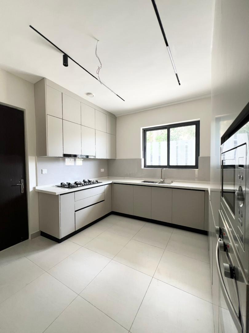 luxury-5-bedroom-duplex-for-sale-ikoyi-lagos (9)