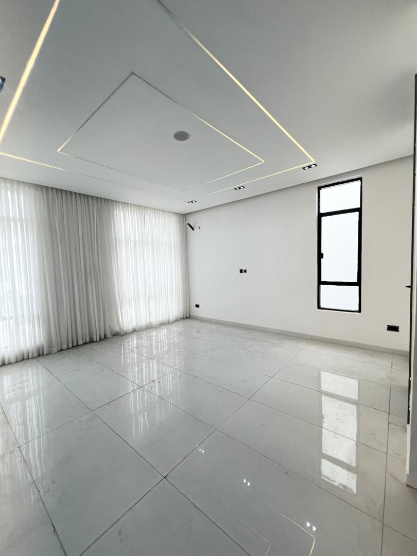 luxury-5-bedroom-fully-detached-duplex-sale-lekki (21)