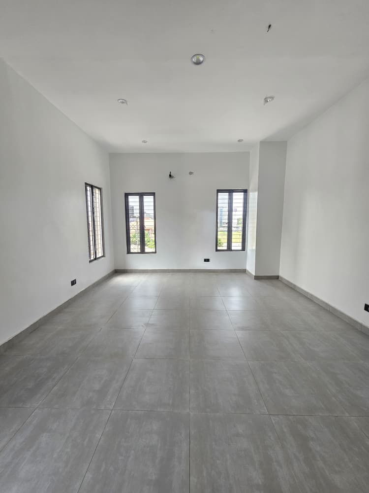 luxury-6-bedroom-detached-mansion-pool-cinema-lekki-phase-1-sale (13)