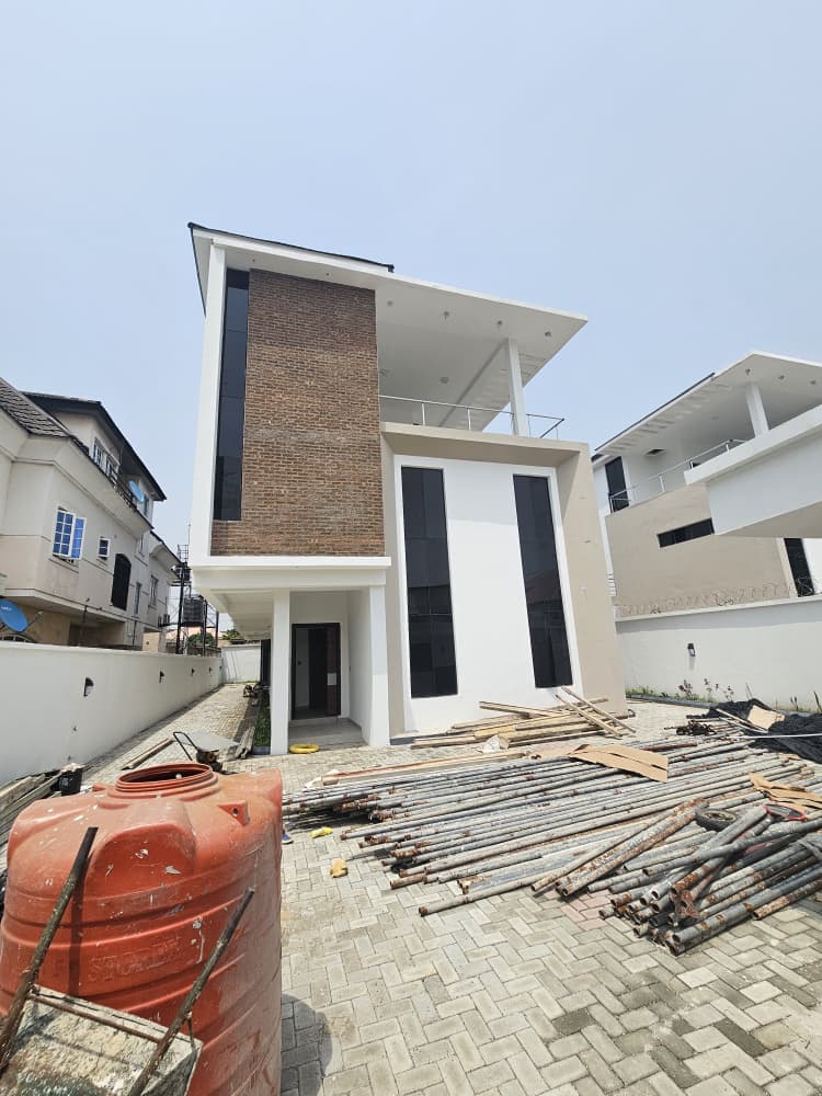 luxury-6-bedroom-detached-mansion-pool-cinema-lekki-phase-1-sale (2)