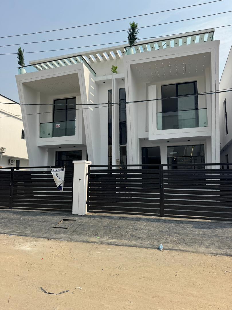 self-serviced-luxury-4-bedroom-duplex-bq-ikota-lekki (1)