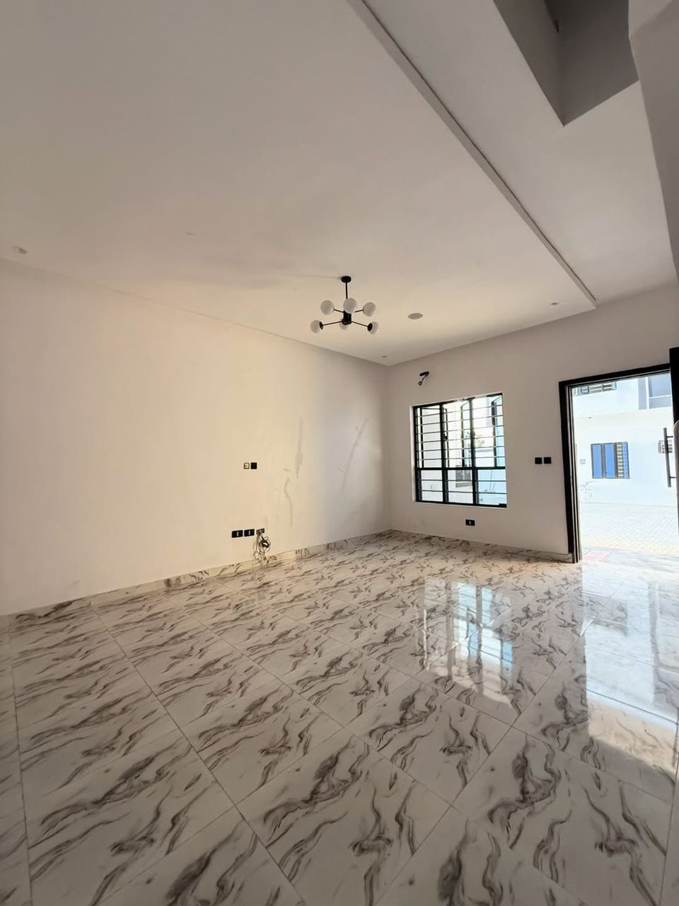 self-serviced-luxury-4-bedroom-duplex-bq-ikota-lekki (1)