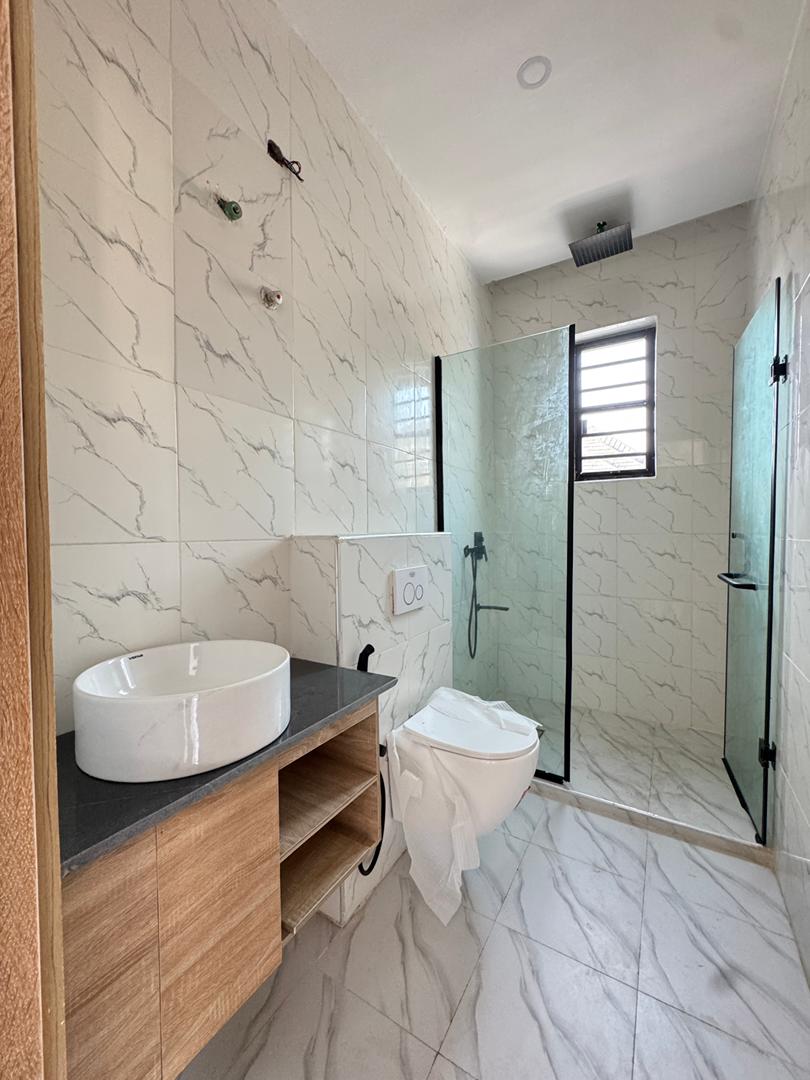 self-serviced-luxury-4-bedroom-duplex-bq-ikota-lekki (10)