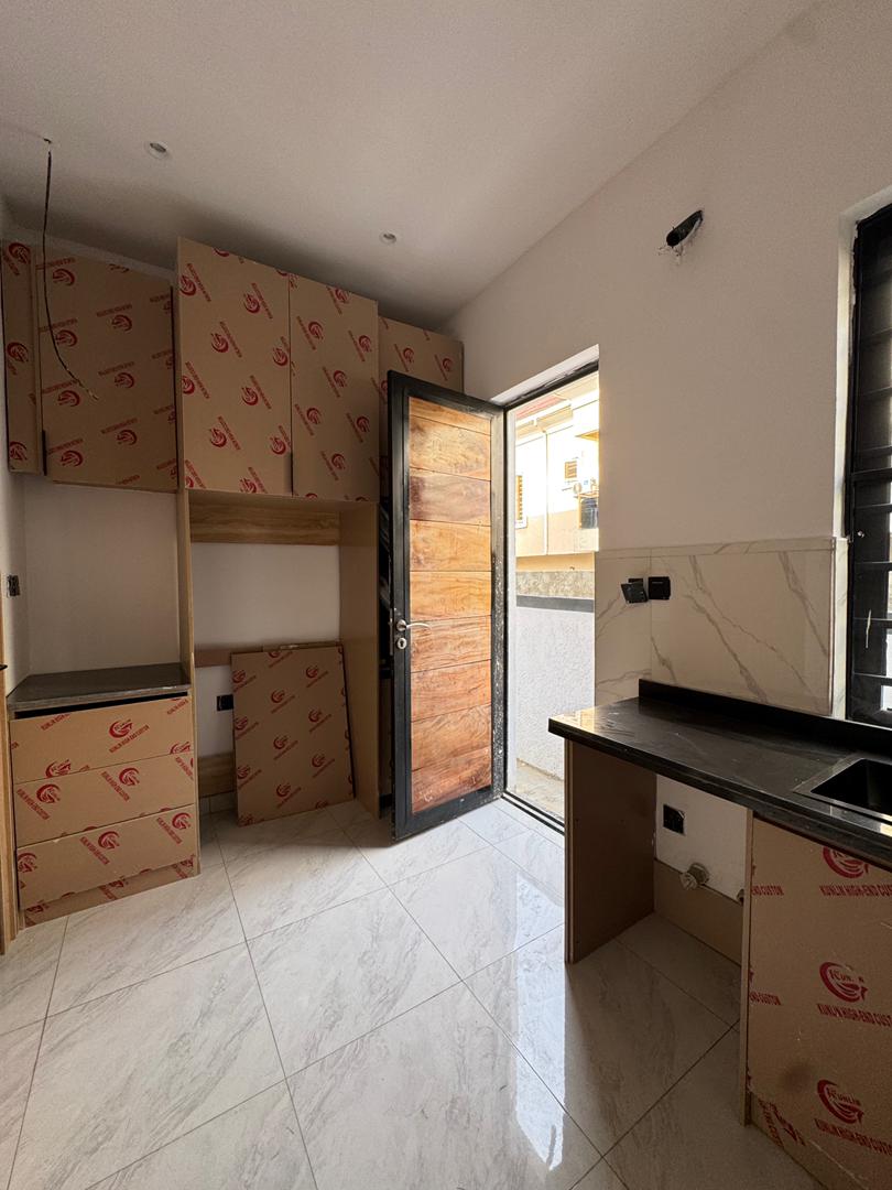 self-serviced-luxury-4-bedroom-duplex-bq-ikota-lekki (14)