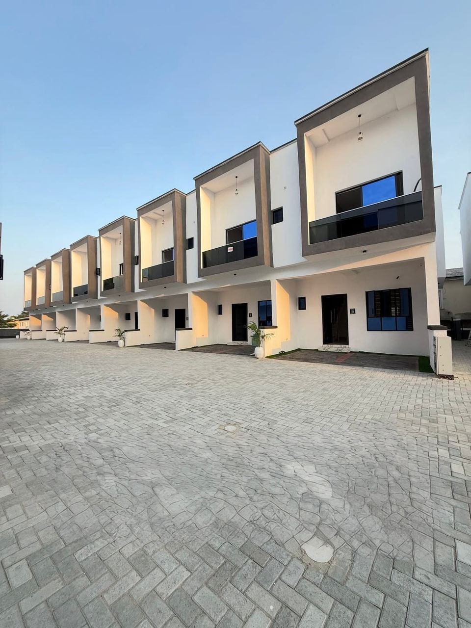 self-serviced-luxury-4-bedroom-duplex-bq-ikota-lekki (16)