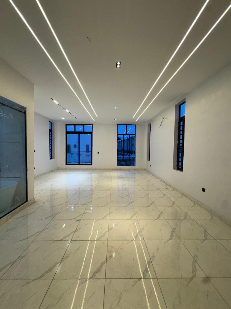 self-serviced-luxury-4-bedroom-duplex-bq-ikota-lekki (4)