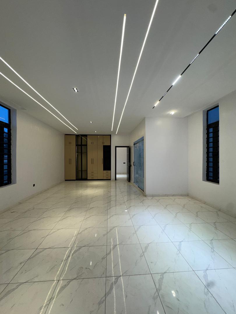 self-serviced-luxury-4-bedroom-duplex-bq-ikota-lekki (5)