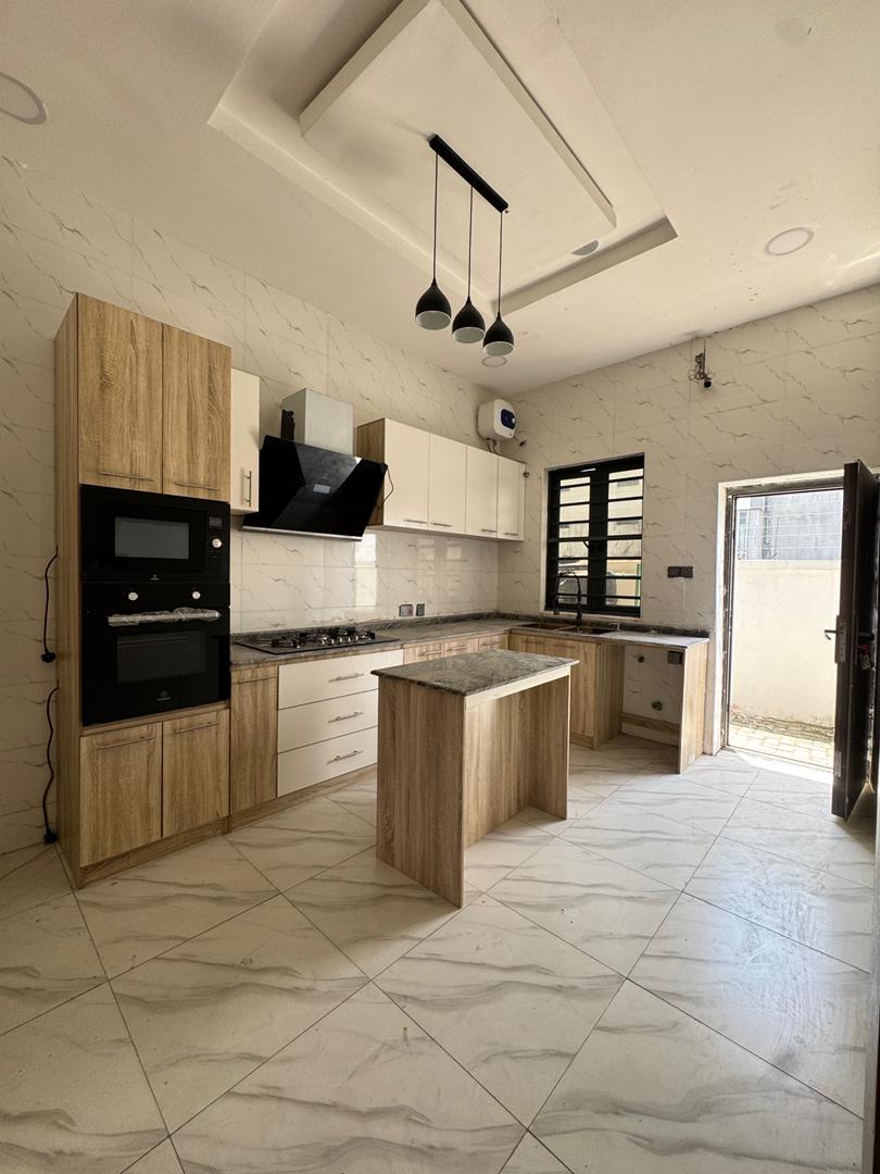 self-serviced-luxury-4-bedroom-duplex-bq-ikota-lekki (7)