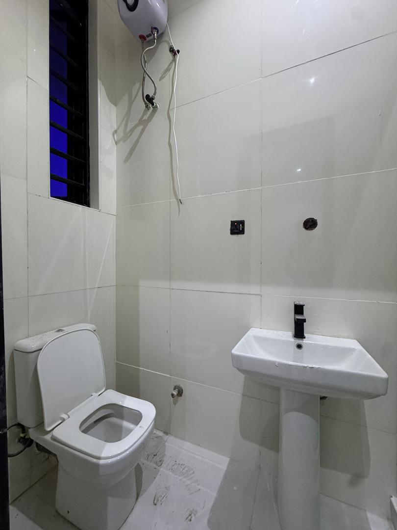 self-serviced-luxury-4-bedroom-duplex-bq-ikota-lekki (9)