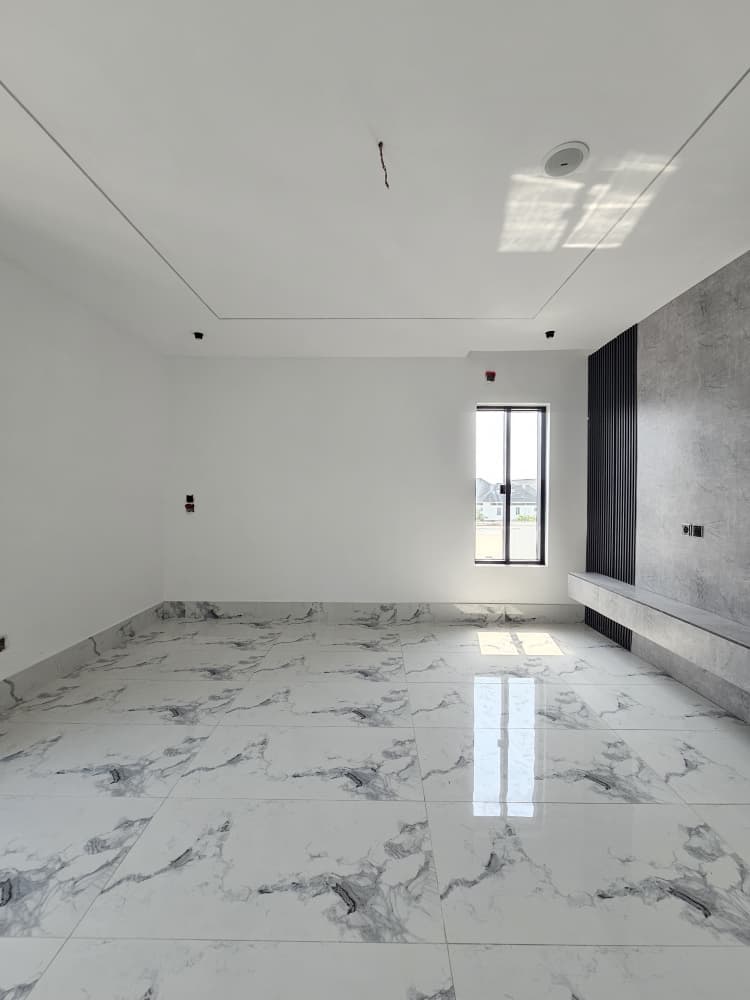 spacious-1-bedroom-apartment-for-sale-lekki-phase-1-lagos (16)