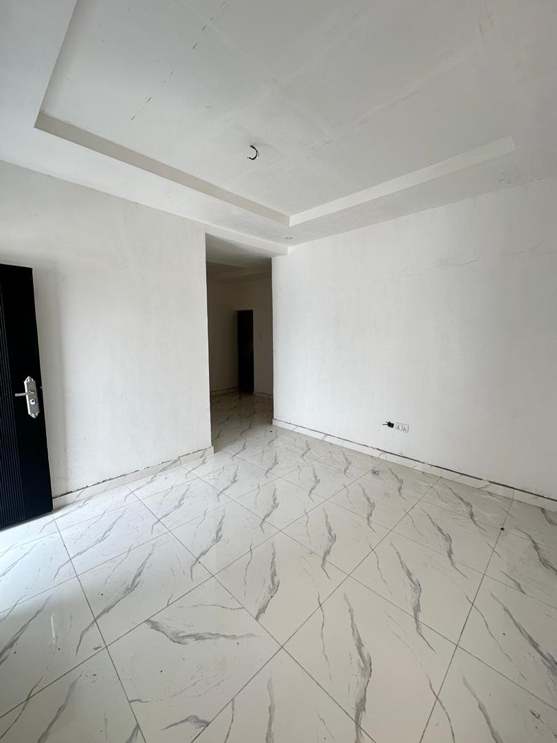spacious-1-bedroom-apartment-for-sale-lekki-phase-1-lagos (7)