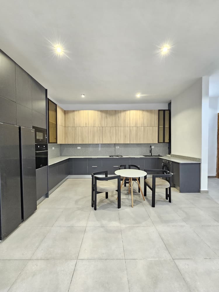 spacious-2-bedroom-apartment-for-sale-ikate-lekki-lagos (6)