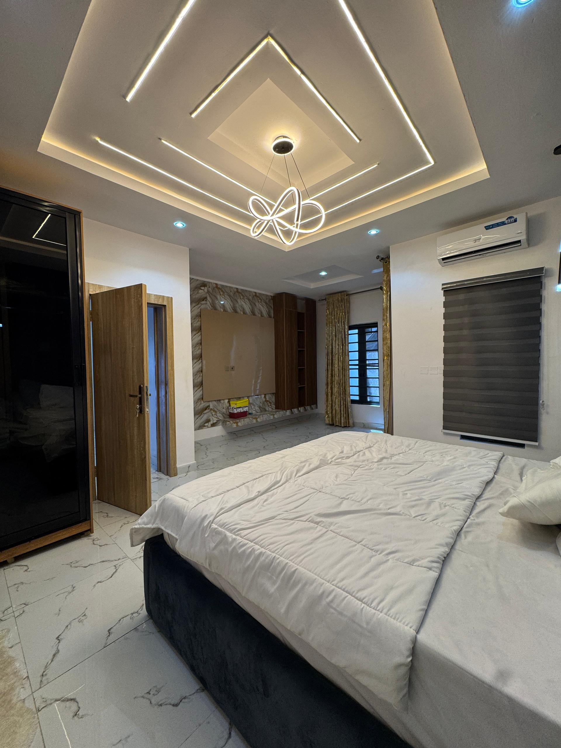spacious-3-bedroom-apartment-freedom-way-lekki-phase-1 (17)