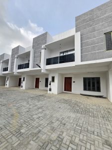 spacious-4-bedroom-terrace-duplex-for-sale-orchid-lekki (1)