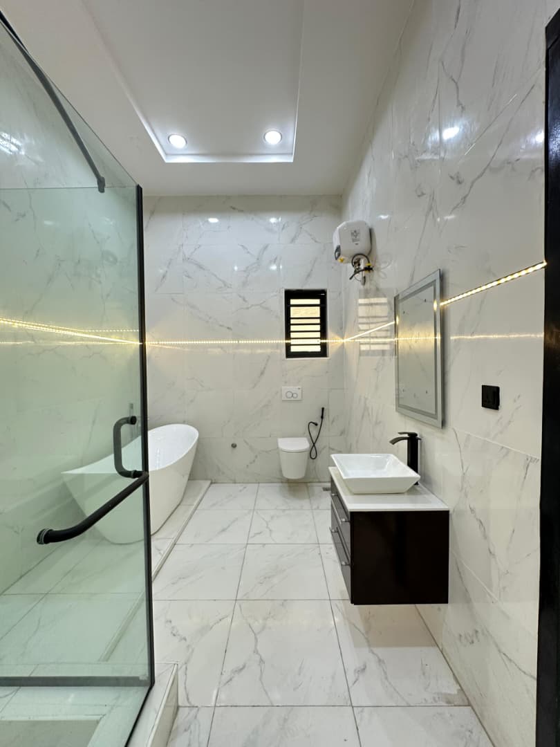 spacious-4-bedroom-terrace-duplex-for-sale-orchid-lekki (22)