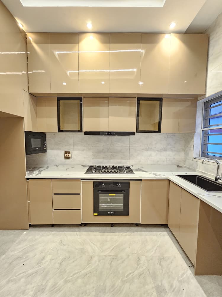 spacious-4-bedroom-terrace-duplex-for-sale-orchid-lekki (6)