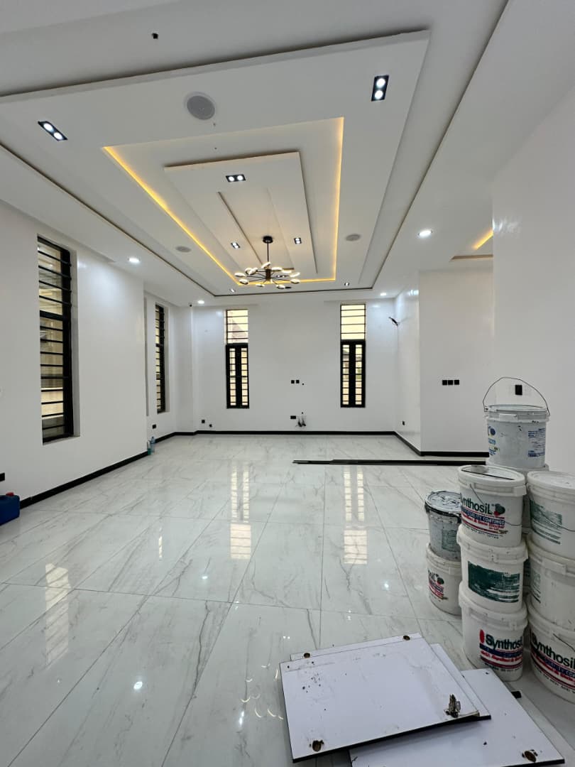 spacious-4-bedroom-terrace-duplex-for-sale-orchid-lekki (7)