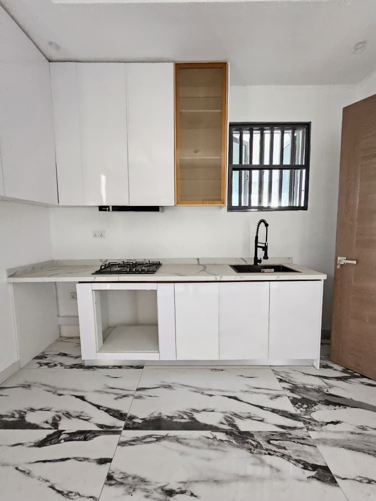 standard-studio-apartment-for-sale-ikate-lekki-lagos (3)