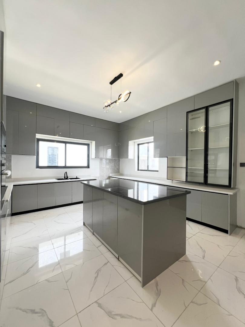 unit-2-5-bedroom-fully-detached-duplex-for-sale (9)
