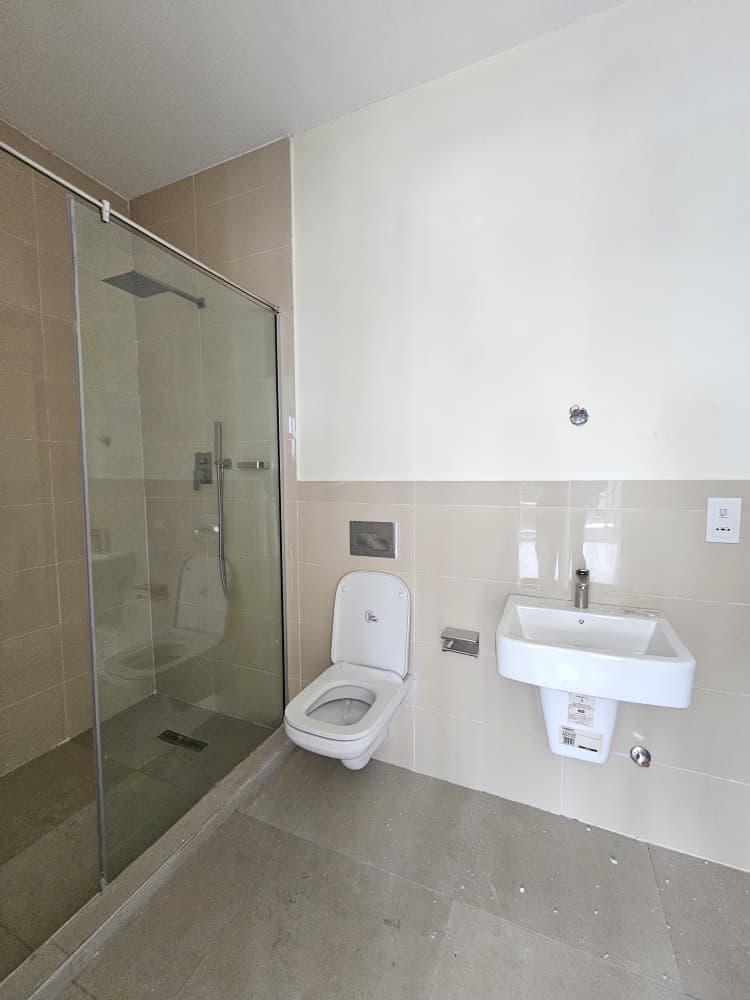 well-built-3-bedroom-apartment-for-sale-lekki-phase-1-lagos (11)