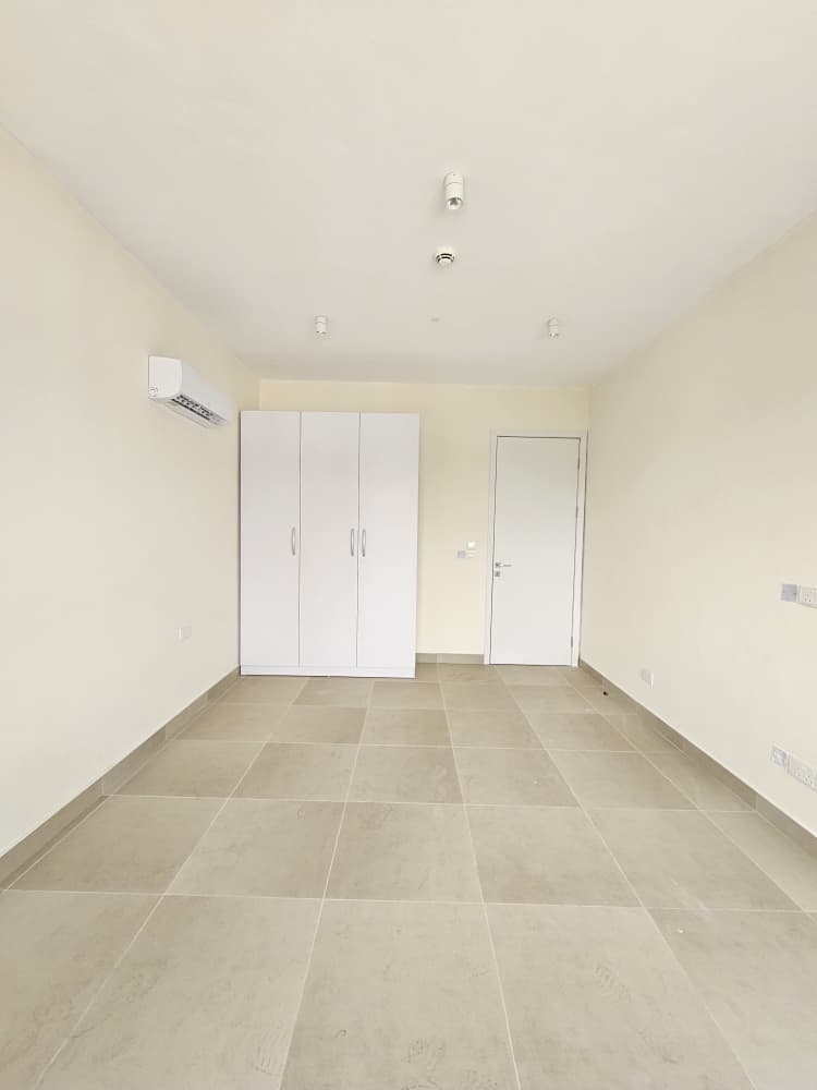well-built-3-bedroom-apartment-for-sale-lekki-phase-1-lagos (9)