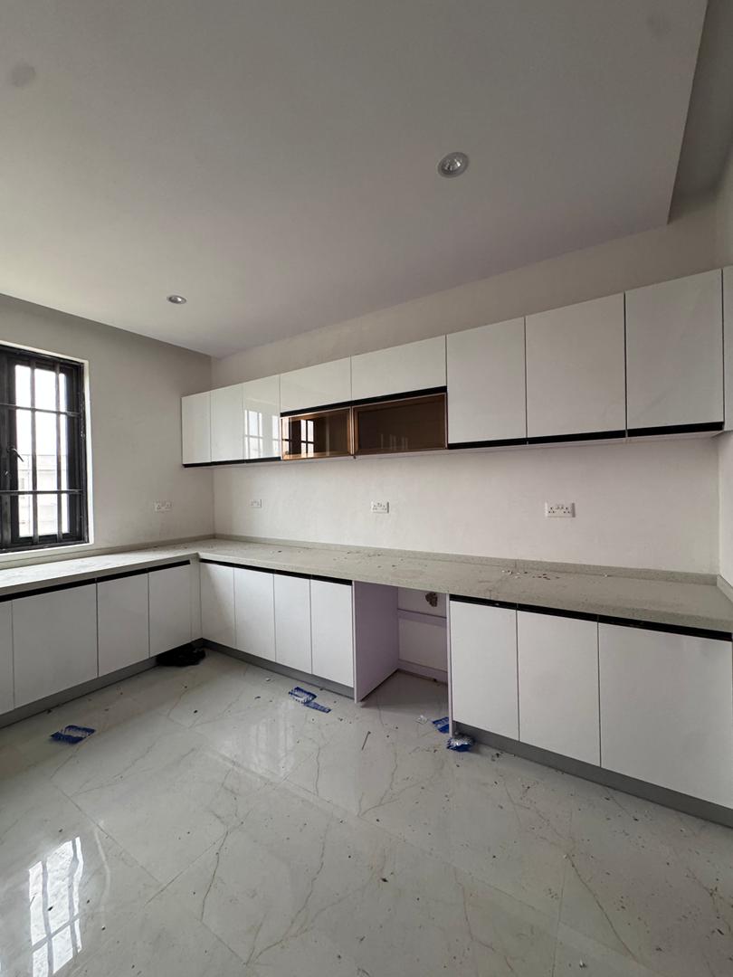 3-bedroom-apartment-with-bq-for-sale-ikoyi-lagos (4)
