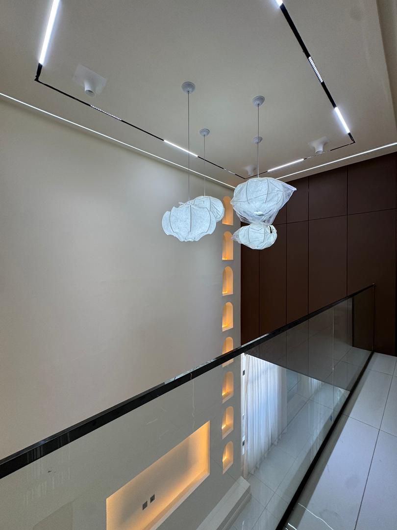 stunning-5-bedroom-house-for-sale-orchid-road-lekki-lagos (20)