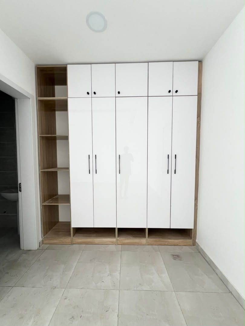 2-bedroom-apartment-for-sale-lekki-phase-1 (14)