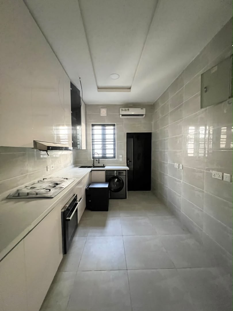 2-bedroom-apartment-for-sale-lekki-phase-1 (9)