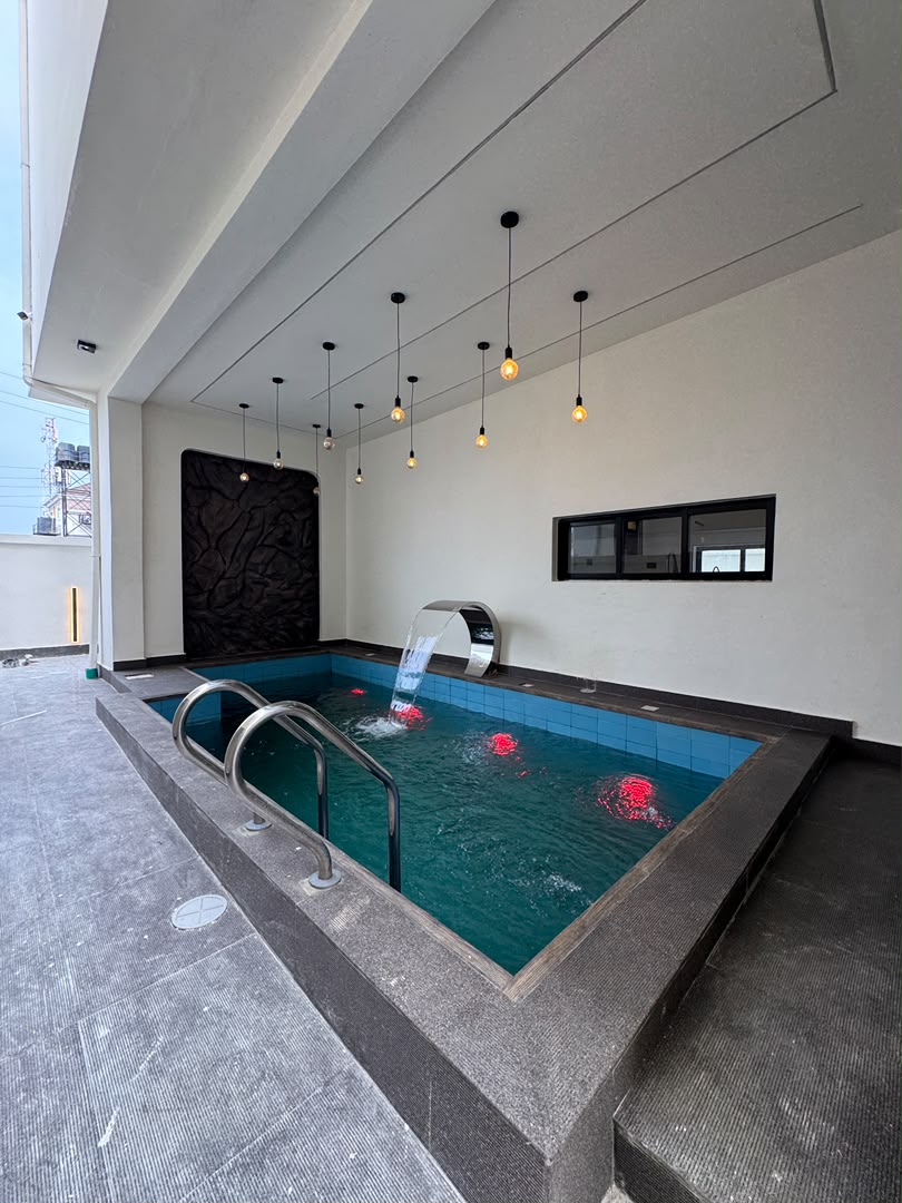 2-bedroom-maisonette-for-sale-victoria-island-lagos (12)