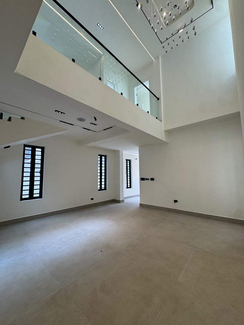 2-bedroom-maisonette-for-sale-victoria-island-lagos (9)