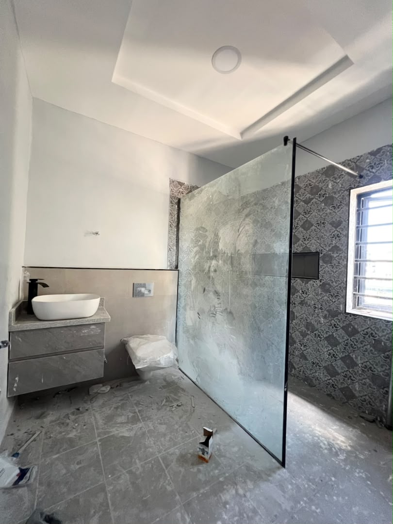 4 Bedroom Terrace Duplex for Sale in Lekki Phase 1, Lagos (27)