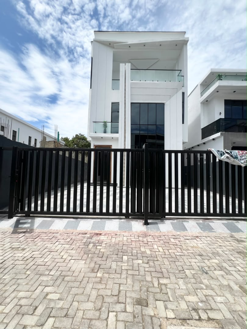 6-bedroom-fully-detached-duplex-chevron-lekki-lagos (3)