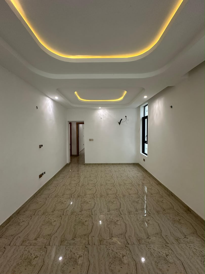 6 Bedroom Detached Duplex for Sale ikota Lekki Lagos (3)